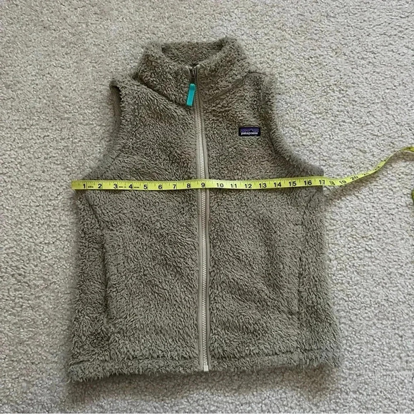 Patagonia Girls Los Gatos Vest Khaki Fleece Sz XL 14 Polyester Sty65490, - Picture 8 of 16